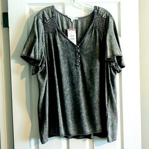 Cute butterfly sleeve top